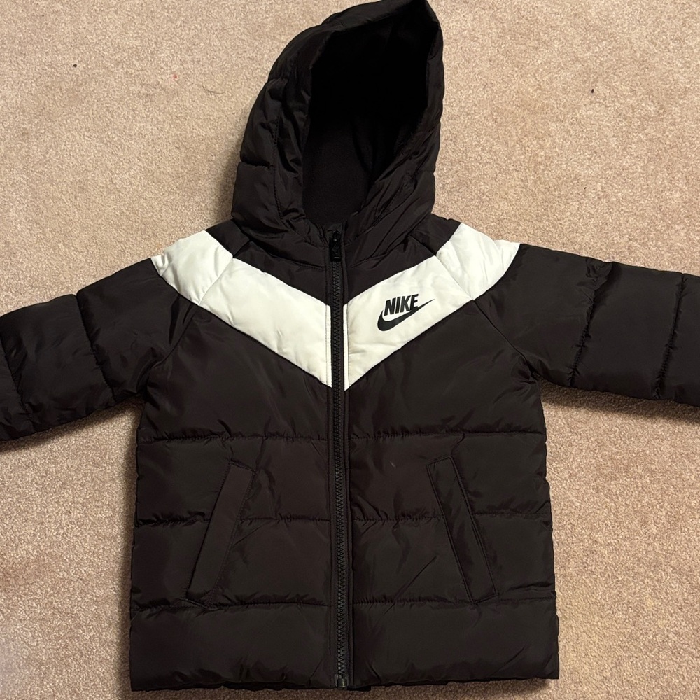 Nike Kids Black and White Hooded Puffer Jacket